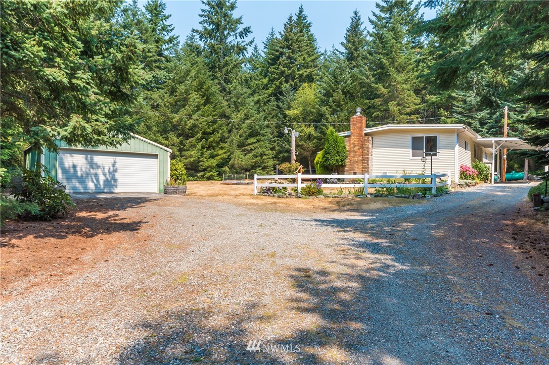 3488 North Wilson Road Oak Harbor, WA 98277 - Photo 2 of 25 Gallery Image 2