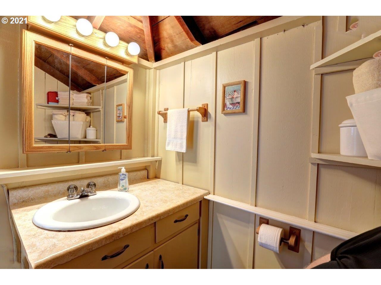 9285 Nehalem Road Nehalem, OR 97131 - Photo 18 of 32