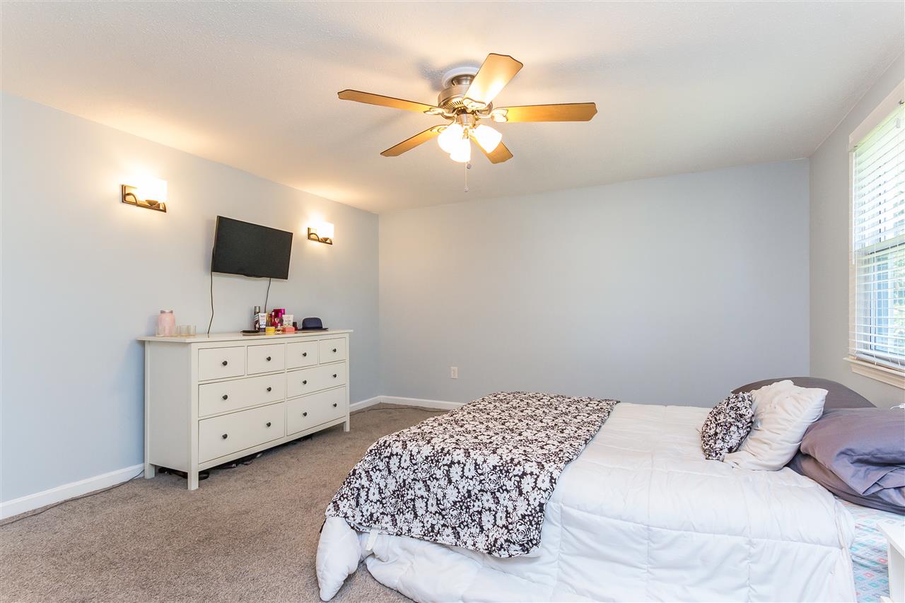 26 R Juniper Road Derry, NH 03038 - Photo 12 of 16