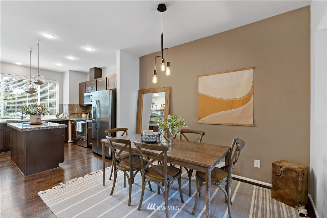 6532 High Point Drive Southwest Seattle, WA 98126 - Photo 12 of 37 Gallery Image 12