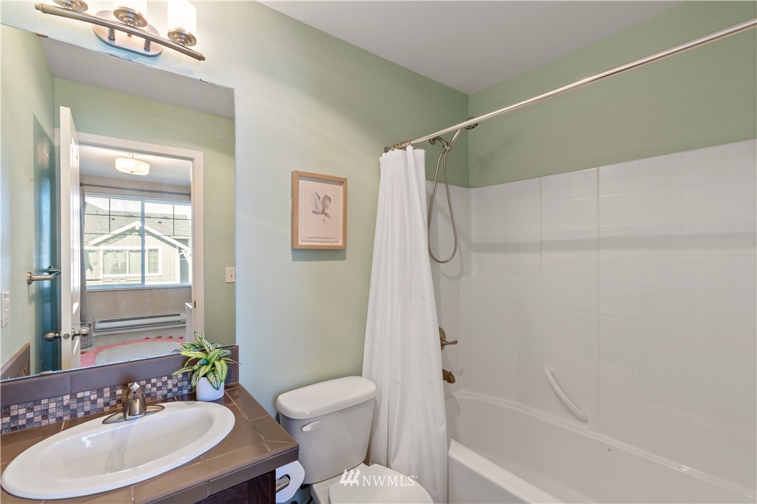 6532 High Point Drive Southwest Seattle, WA 98126 - Photo 20 of 37 Gallery Image 20