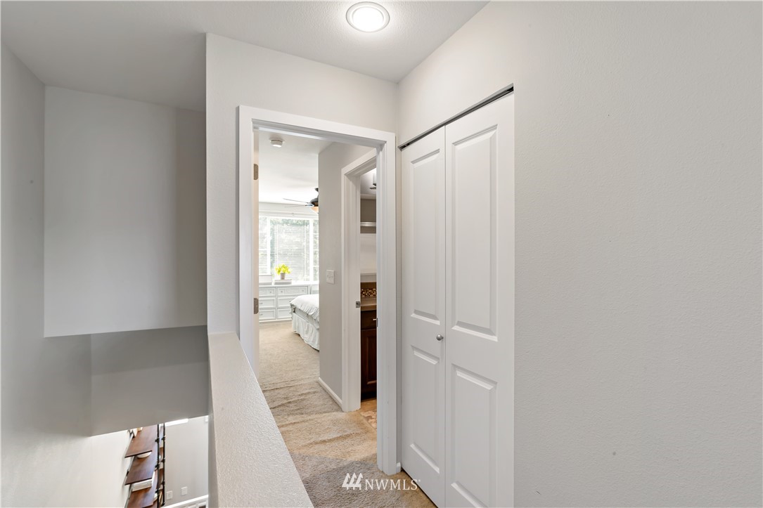6532 High Point Drive Southwest Seattle, WA 98126 - Photo 21 of 37 Gallery Image 21