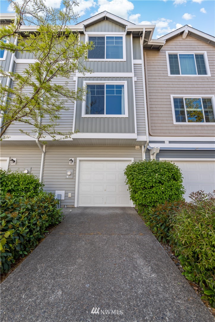 6532 High Point Drive Southwest Seattle, WA 98126 - Photo 30 of 37 Gallery Image 30