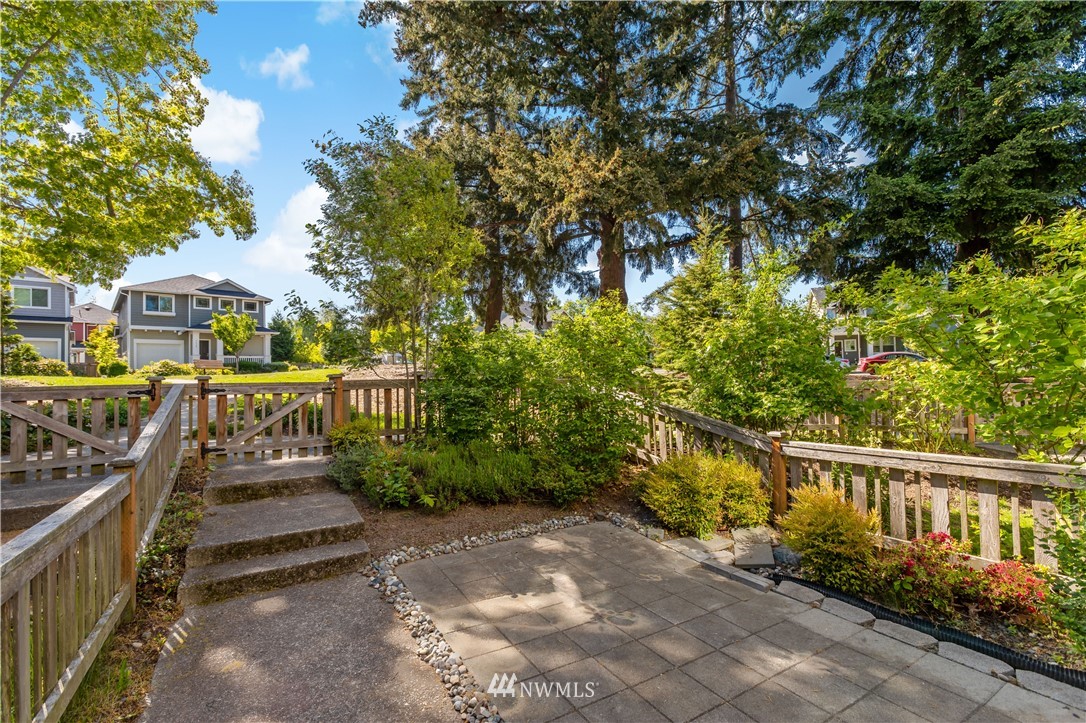 6532 High Point Drive Southwest Seattle, WA 98126 - Photo 32 of 37 Gallery Image 32