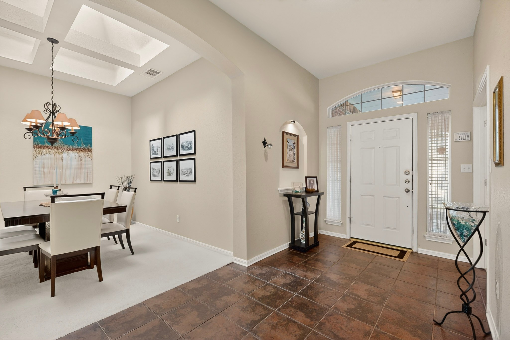 905 Victoria Ridge Drive Pflugerville, TX 78660 - Photo 6 of 32 The Entrance Foyer begins the ceiling details of this home.