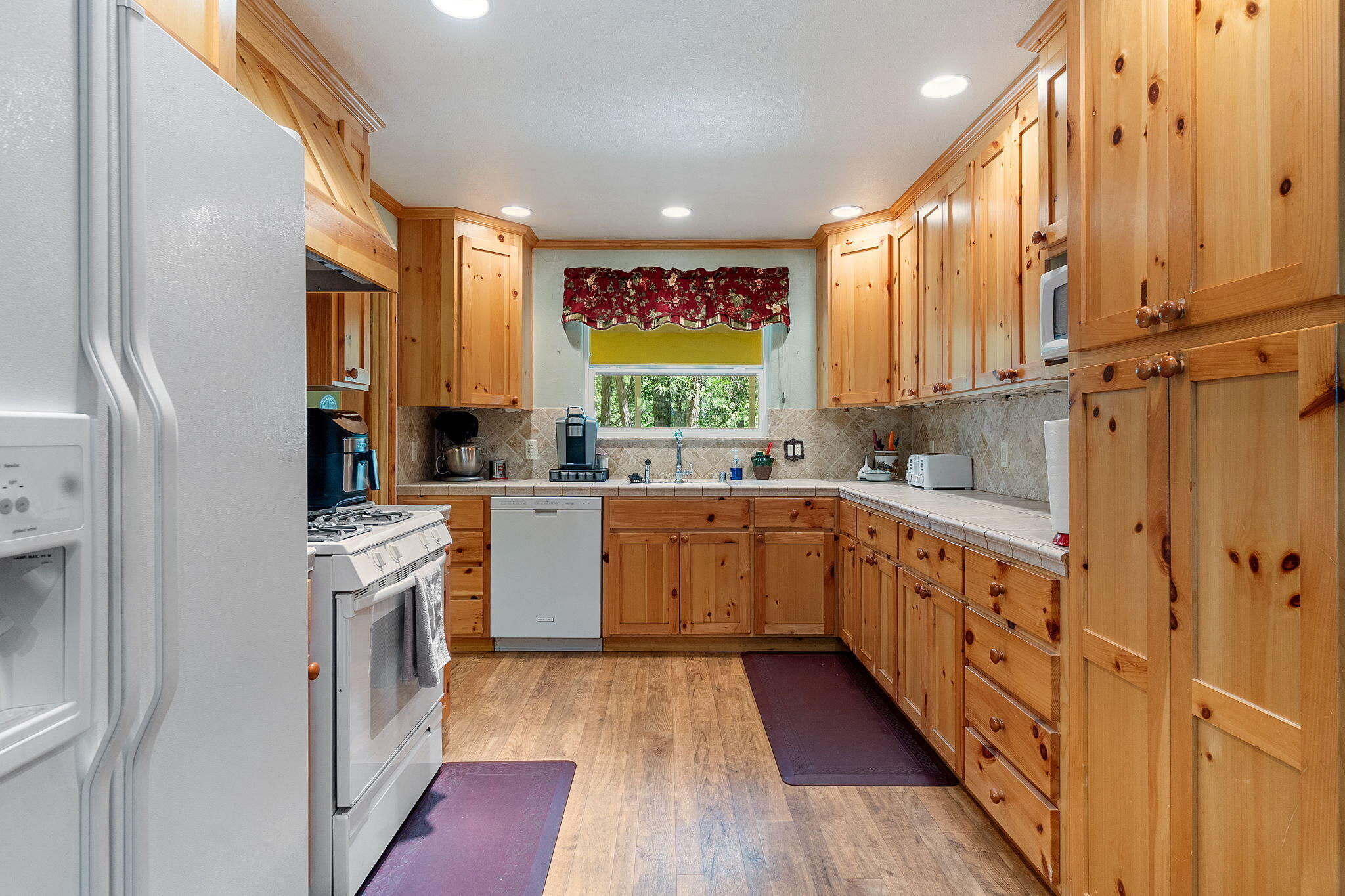 30303 Oak Run To Fern Road Whitmore, CA 96096 - Photo 9 of 75 Kitchen
