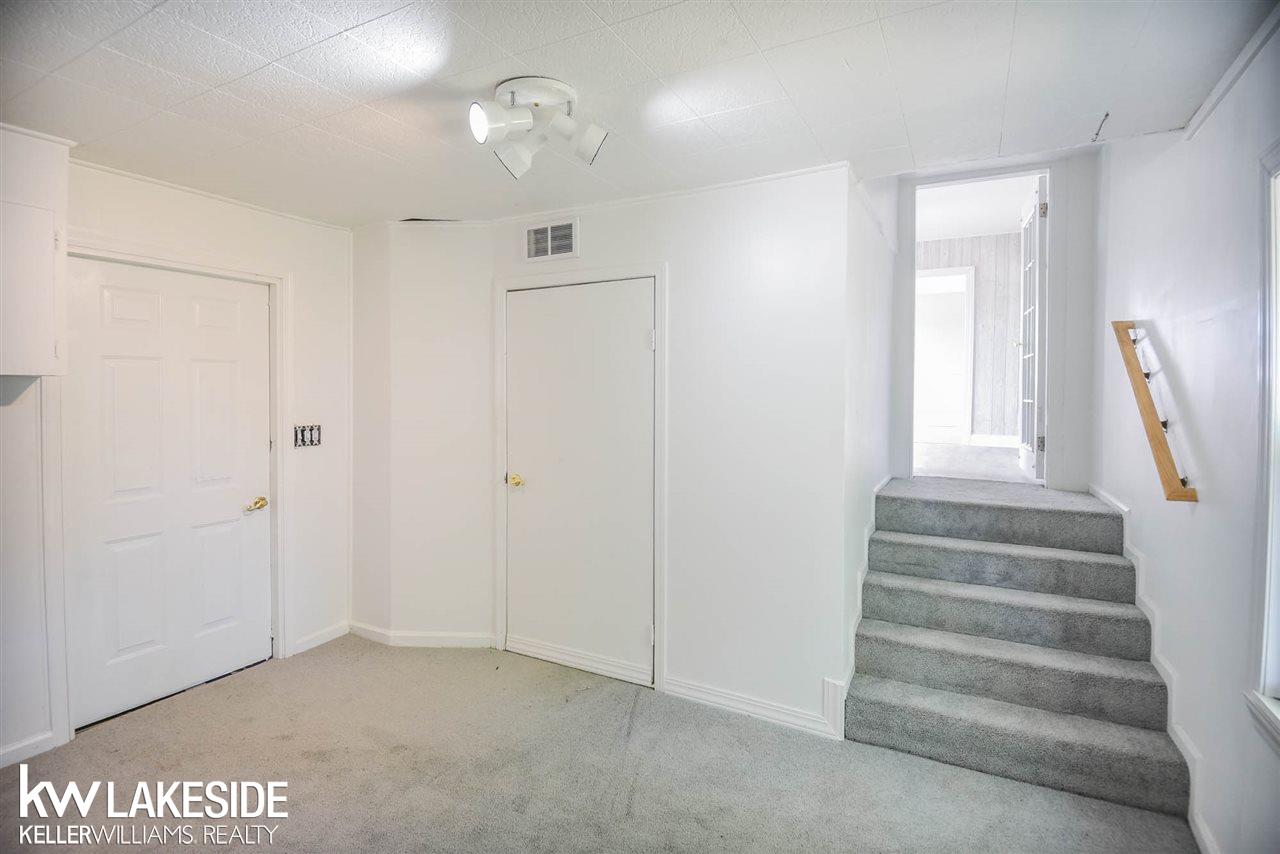42100 Hayes Road Clinton Township, MI 48038 - Photo 14 of 22