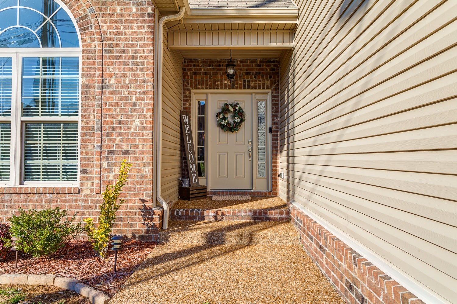1074 Golf View Way Spring Hill, TN 37174 - Photo 3 of 27 Gallery Image 3