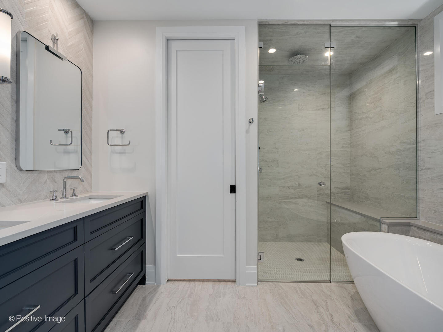 646 West Webster Avenue, Unit 1 Chicago, IL 60614 - Photo 8 of 11 a bathroom with a bathtub shower sink vanity and toilet