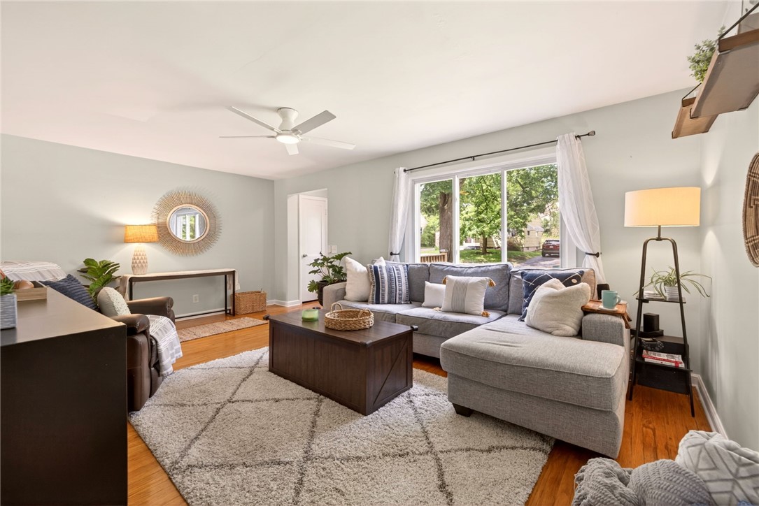 293 Brett Road Irondequoit, NY 14609 - Photo 8 of 33