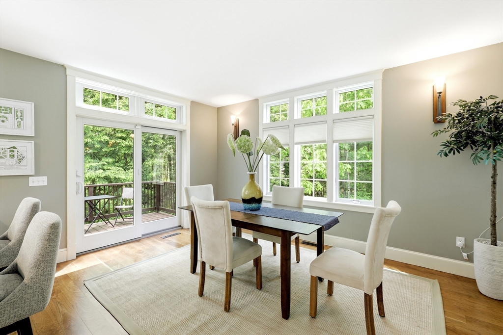 36 Sovereign Way Northampton, MA 01062 - Photo 9 of 39