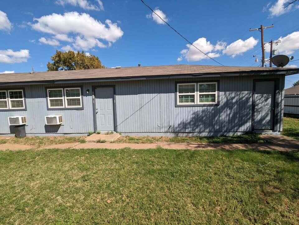 535 42nd Street, Unit A & B Lubbock, TX 79404 - Photo 1 of 13 a house view with a backyard space