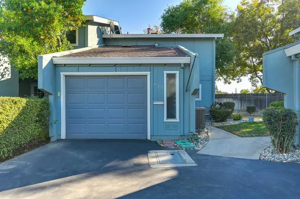 $320,000 | 615 Knollwood Drive, Woodland, CA 95695