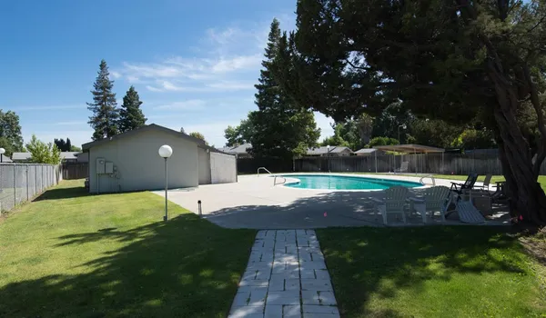 $320,000 | 615 Knollwood Drive, Woodland, CA 95695