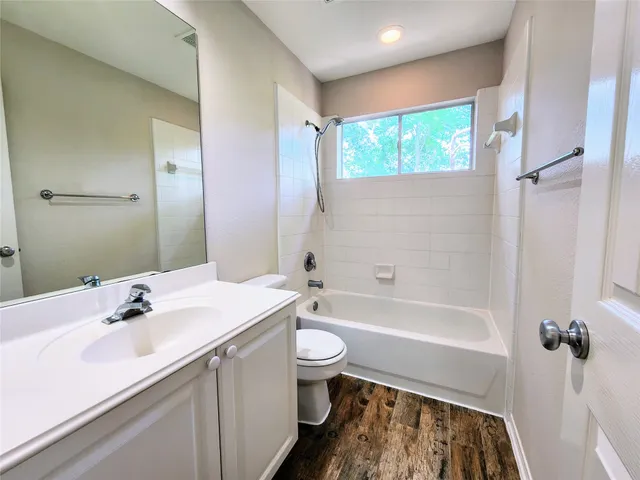 $2,599 | 11 Cider Mill Court, The Woodlands, TX 77382