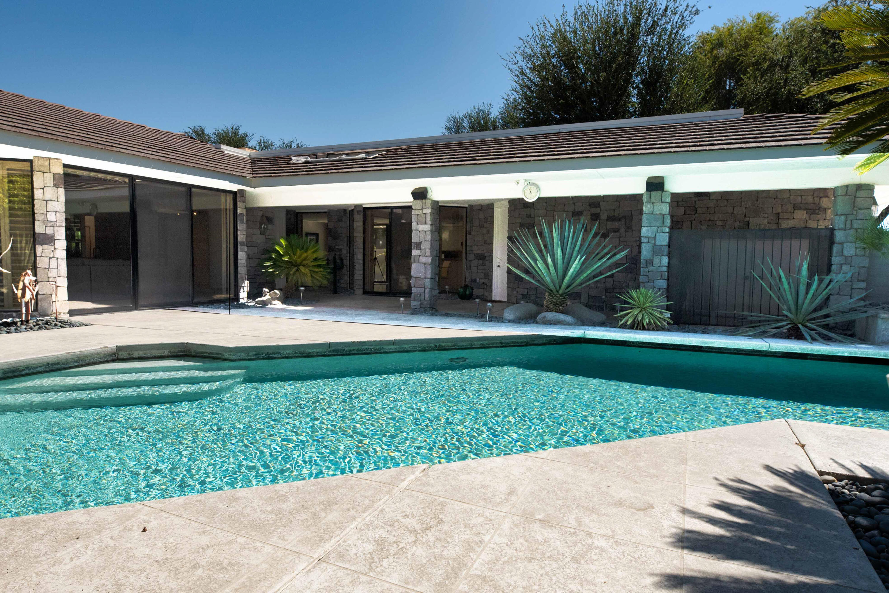1 Surrey Court Rancho Mirage, CA 92270 - Photo 4 of 42 750_8014-2