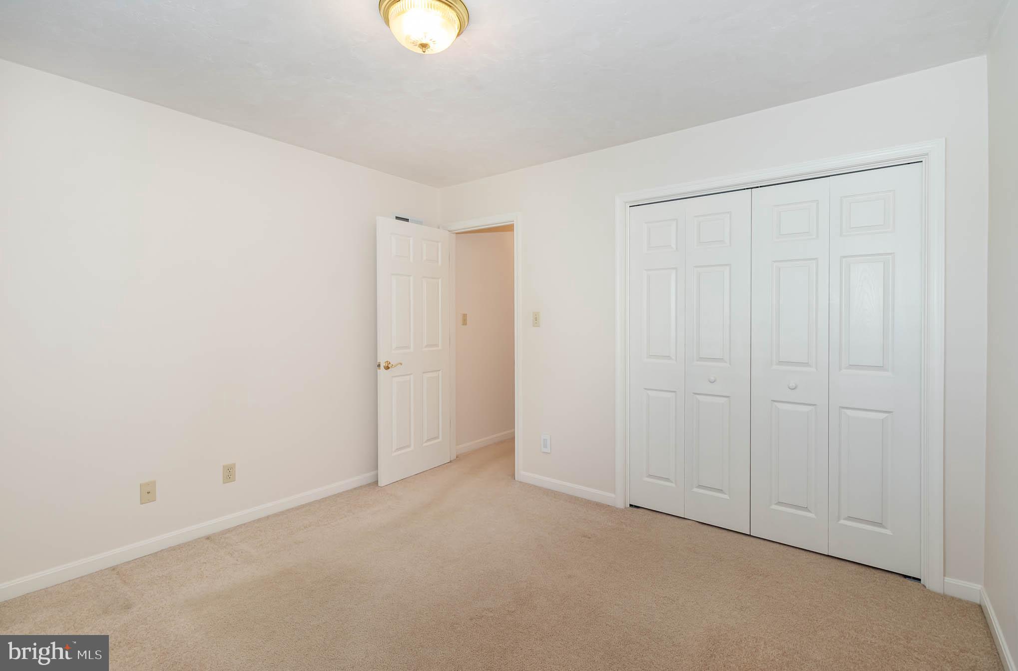 5025 Grandview Road Hanover, PA 17331 - Photo 17 of 32 Gallery Image 17