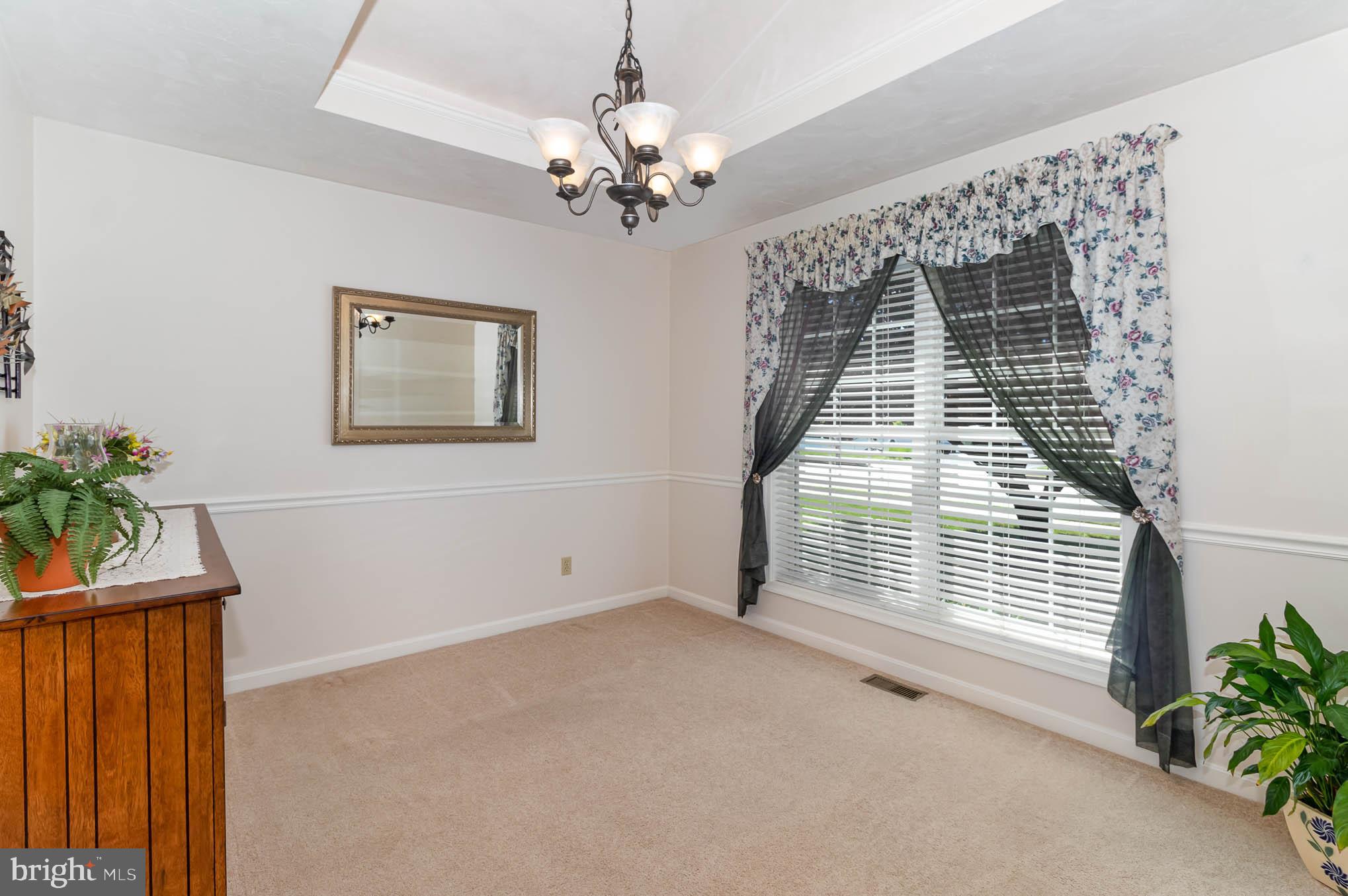 5025 Grandview Road Hanover, PA 17331 - Photo 10 of 32 Gallery Image 10