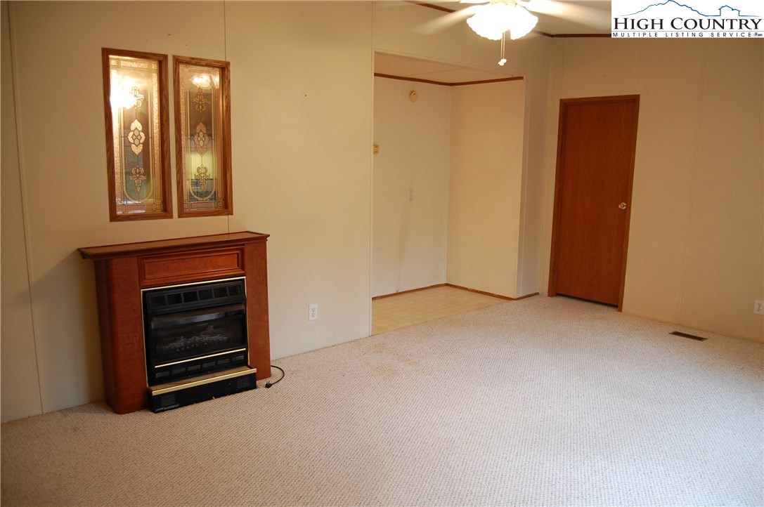 245 Yosemite Road Banner Elk, NC 28604 - Photo 2 of 21 Gallery Image 2