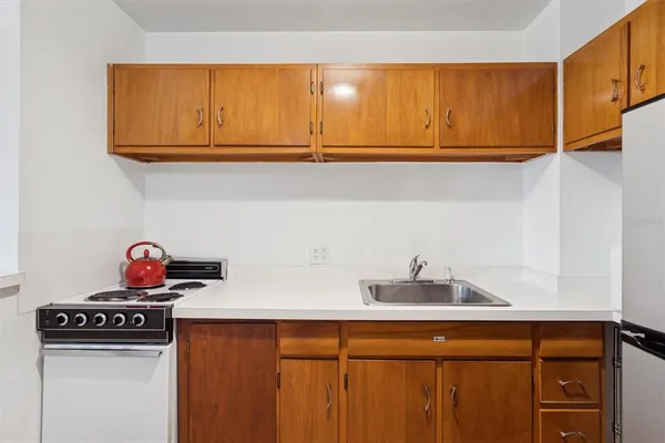 $179,000 | 841 4th Avenue North, Unit 32, St. Petersburg, FL 33701
