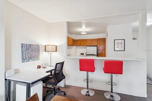 $179,000 | 841 4th Avenue North, Unit 32, St. Petersburg, FL 33701