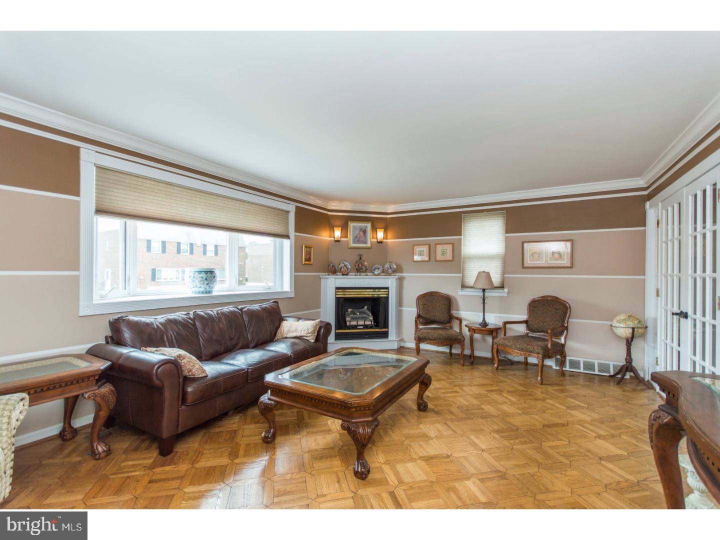 11706 Lockart Road Philadelphia, PA 19116 - Photo 4 of 25 Great Room