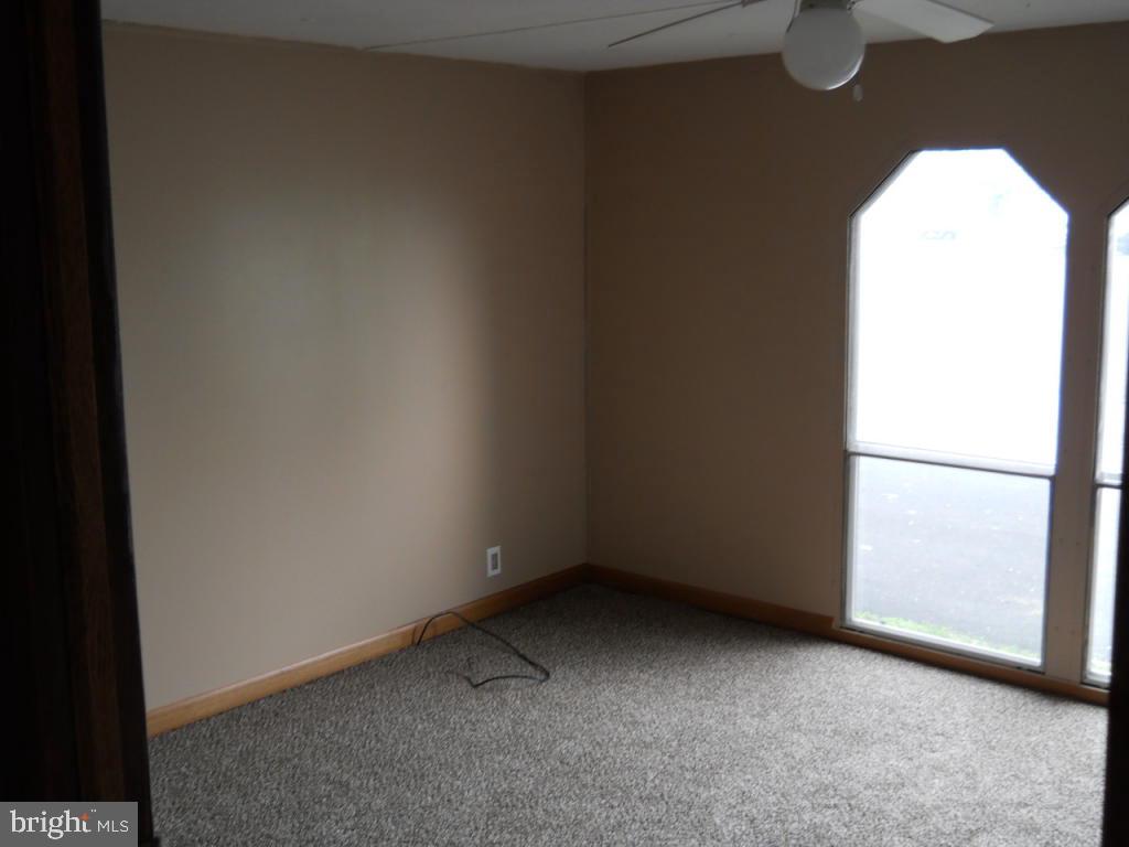 2 Oak Road Elizabethtown, PA 17022 - Photo 6 of 8 Gallery Image 6