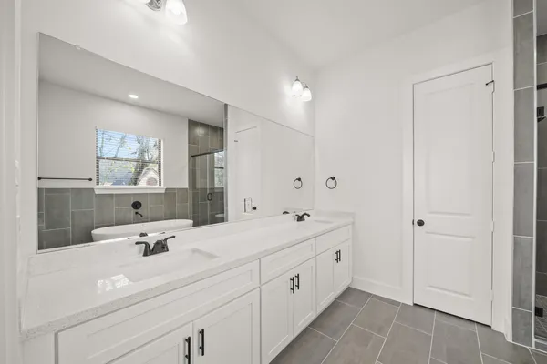 $2,249 | 3417 Tuam Street, Houston, TX 77004