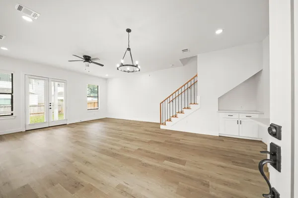 $2,249 | 3417 Tuam Street, Houston, TX 77004