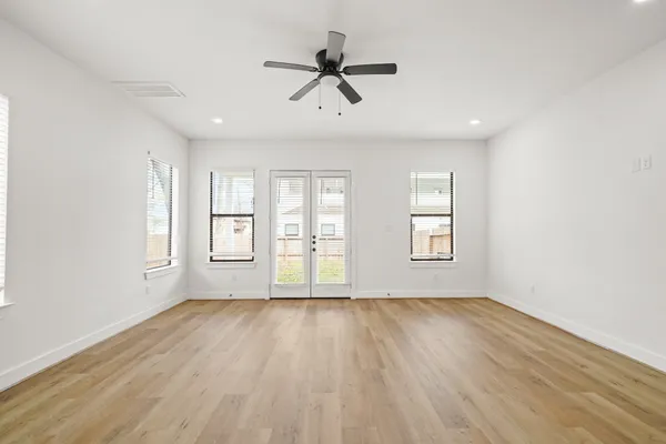 $2,249 | 3417 Tuam Street, Houston, TX 77004