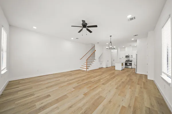 $2,249 | 3417 Tuam Street, Houston, TX 77004