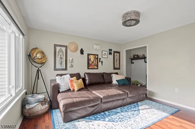 $2,400 | 404 Chestnut Street, Unit 39, Newark, NJ 07105