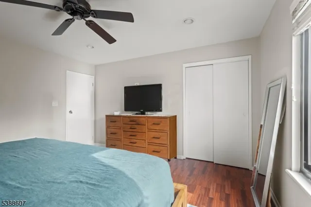 $2,400 | 404 Chestnut Street, Unit 39, Newark, NJ 07105