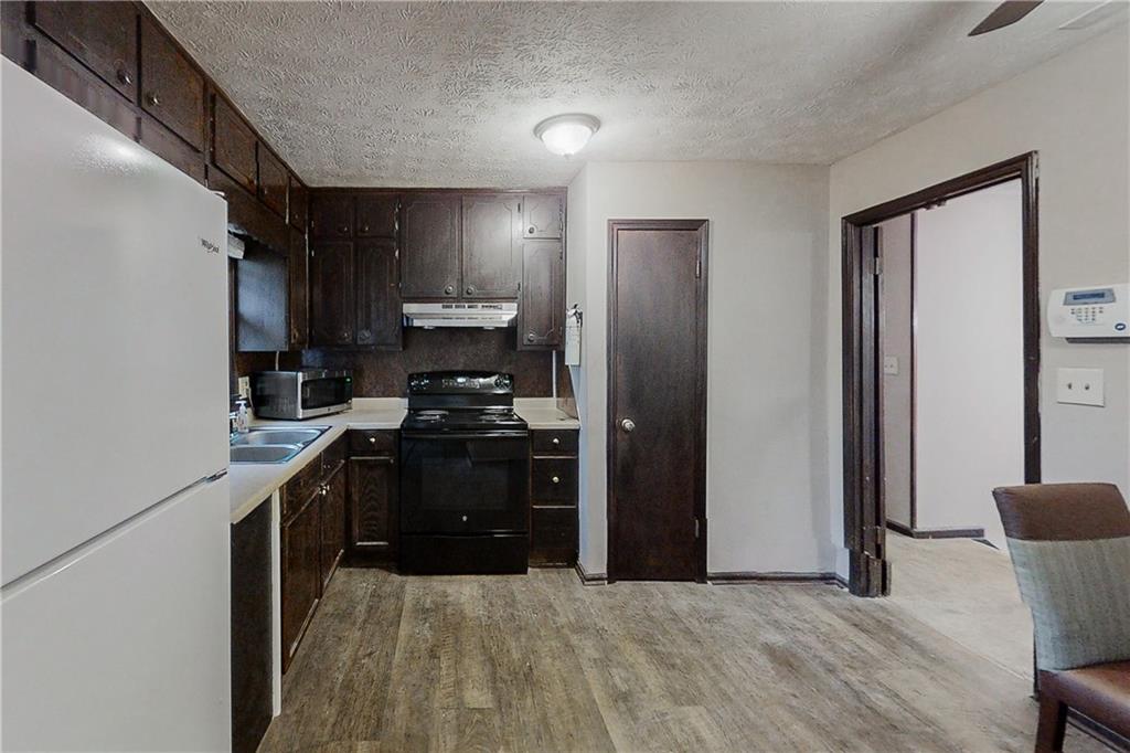 2284 Emerald Springs Drive Decatur, GA 30035 - Photo 4 of 30