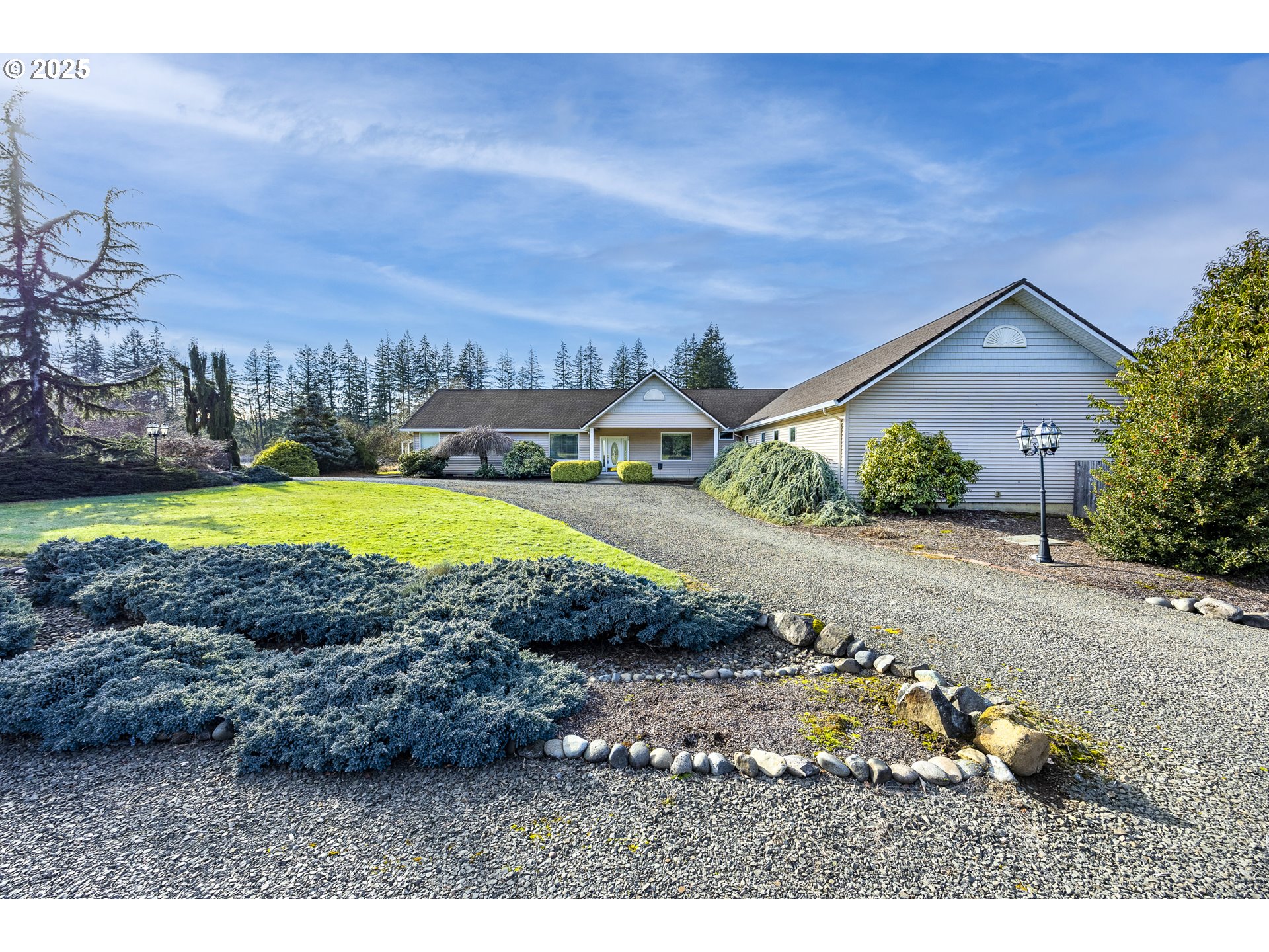 86986 Central Road Veneta, OR 97487 - Photo 3 of 48 Gallery Image 3