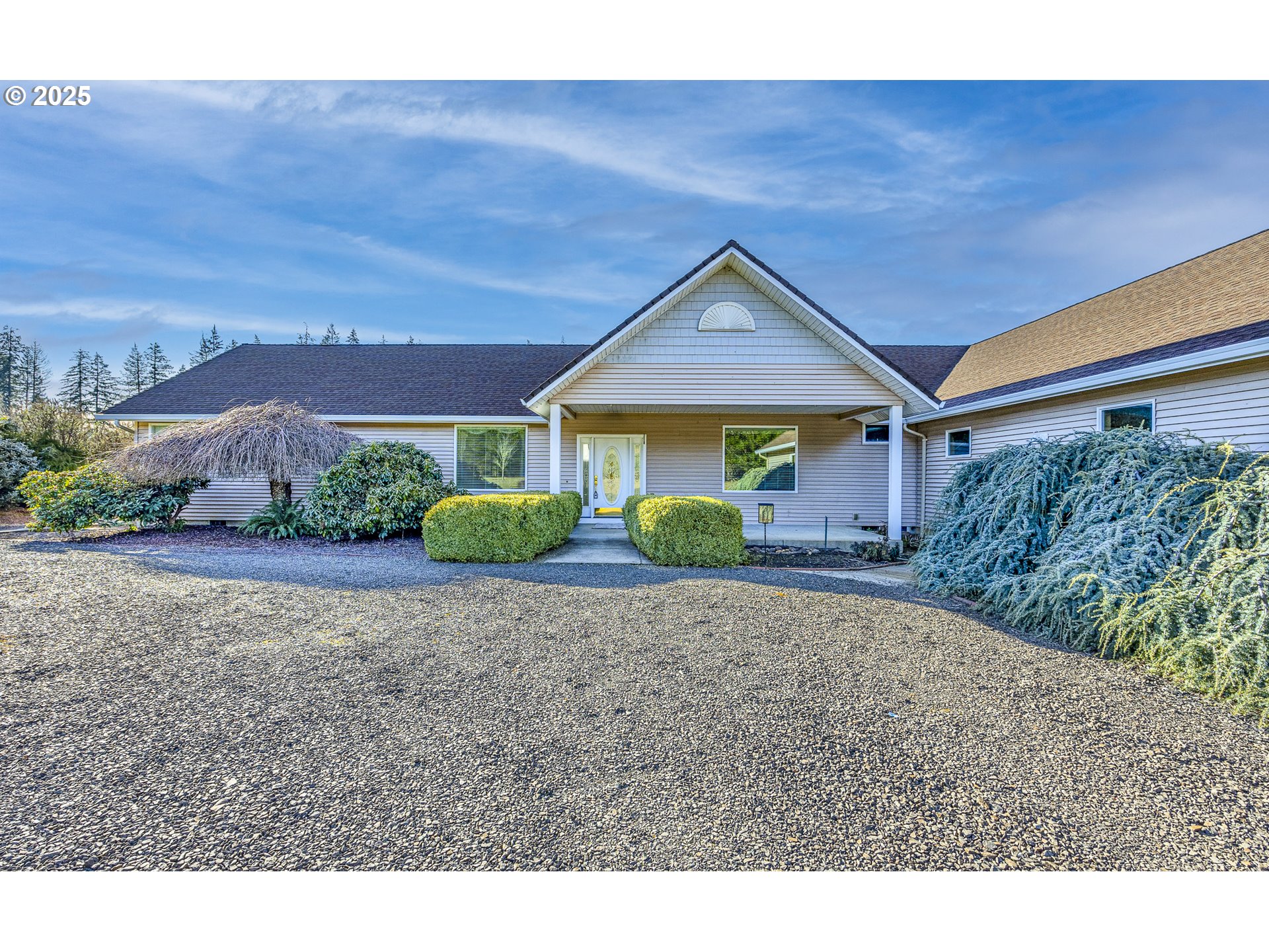 86986 Central Road Veneta, OR 97487 - Photo 4 of 48 Gallery Image 4