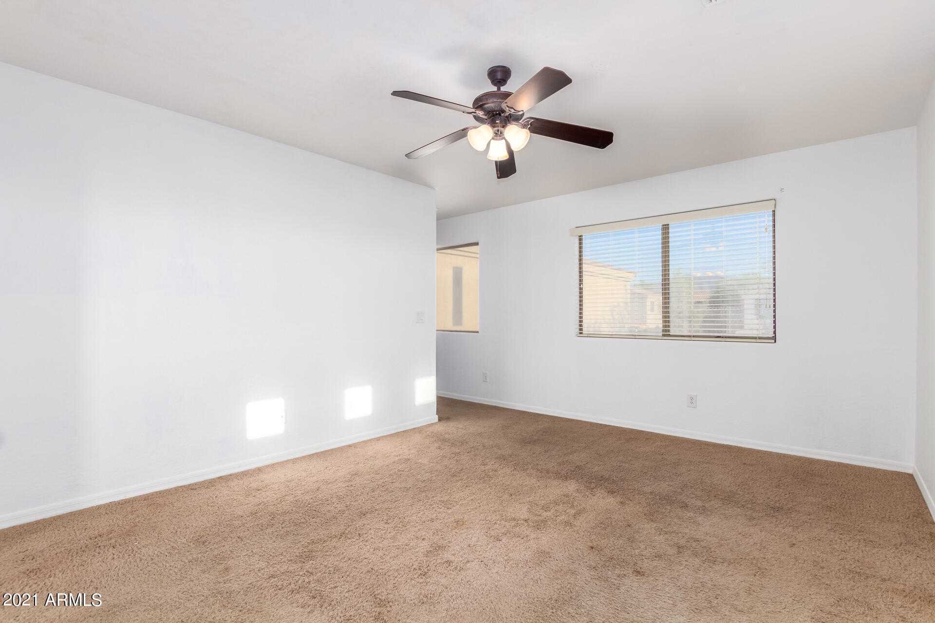 3716 West Fremont Rd. Phoenix, AZ 85041 - Photo 22 of 32 20-Main Room 2 Fremont