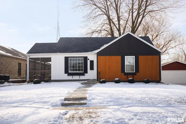 $184,900 | 1226 East Hines Avenue, Peoria Heights, IL 61616