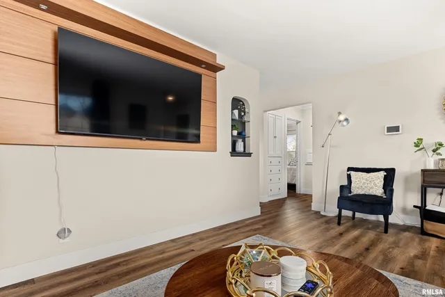 $184,900 | 1226 East Hines Avenue, Peoria Heights, IL 61616