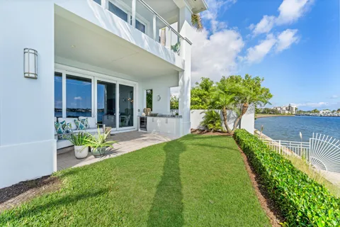 $2,995,000 | 100 Water Club North, North Palm Beach, FL 33408