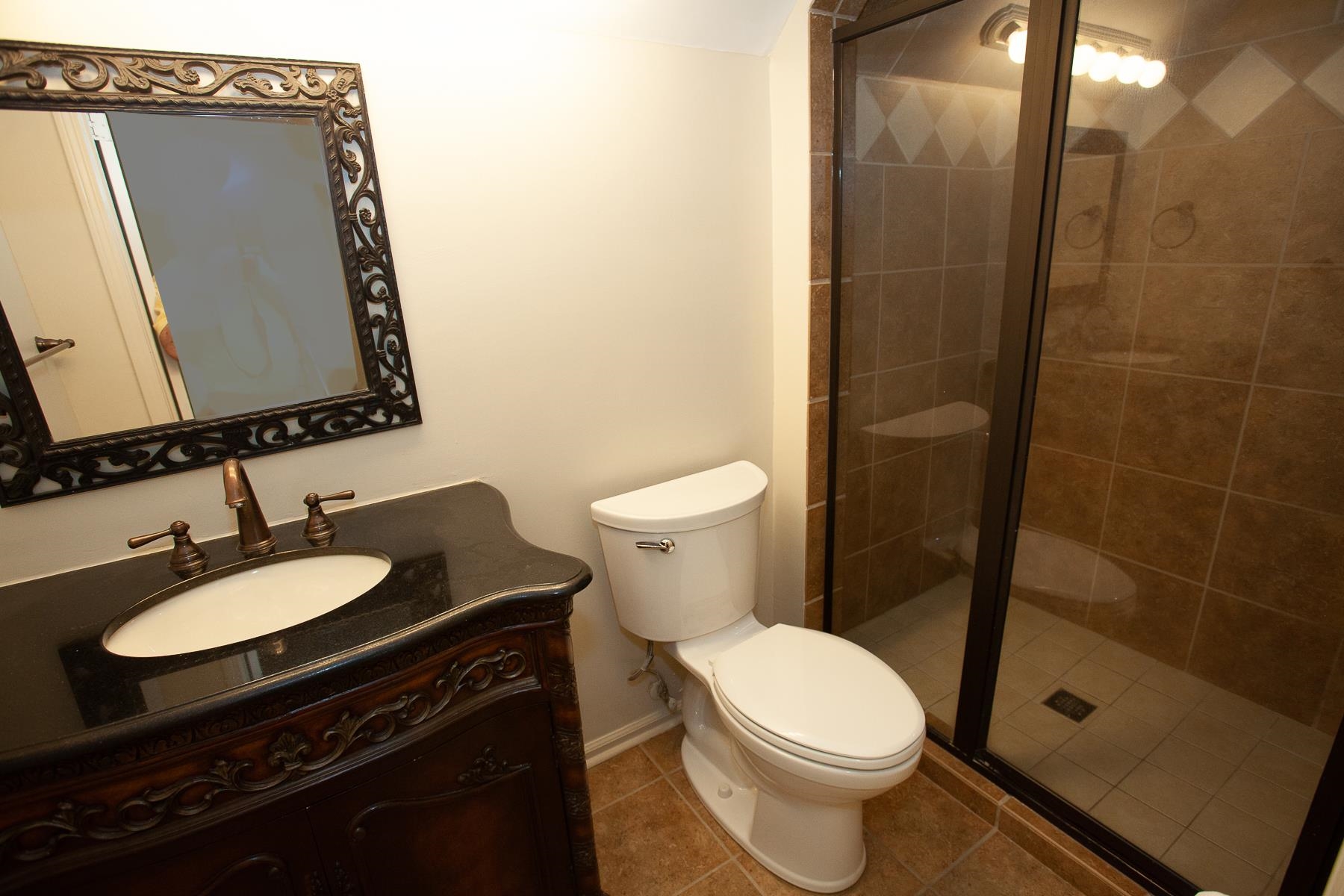 377 West Powell Road Collierville, TN 38017 - Photo 9 of 24 Gallery Image 9