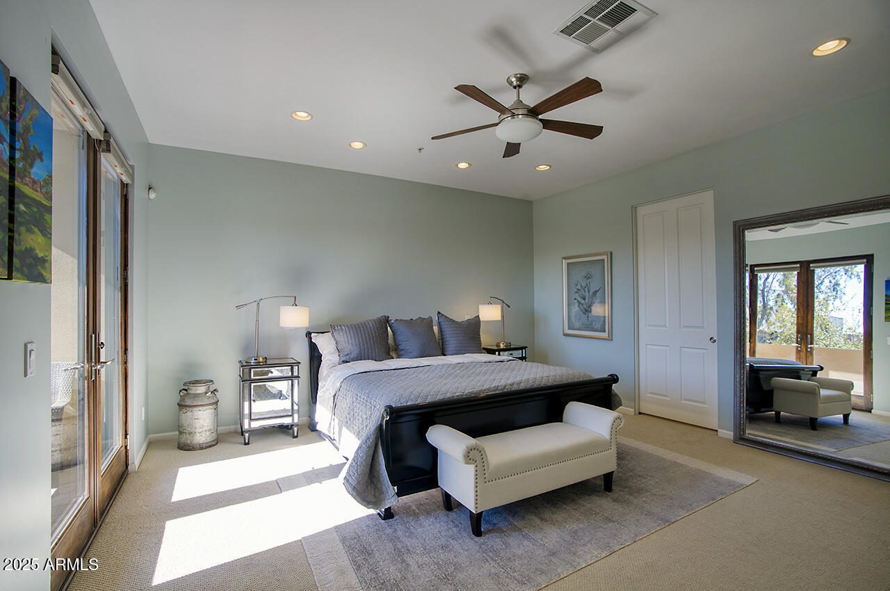 5010 North 34th Street, Unit 3 Phoenix, AZ 85018 - Photo 13 of 28 Primary Bedroom