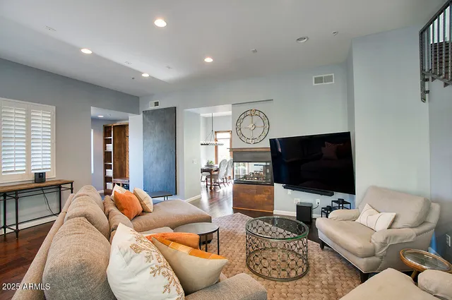 $6,500 | 5010 North 34th Street, Unit 3, Phoenix, AZ 85018