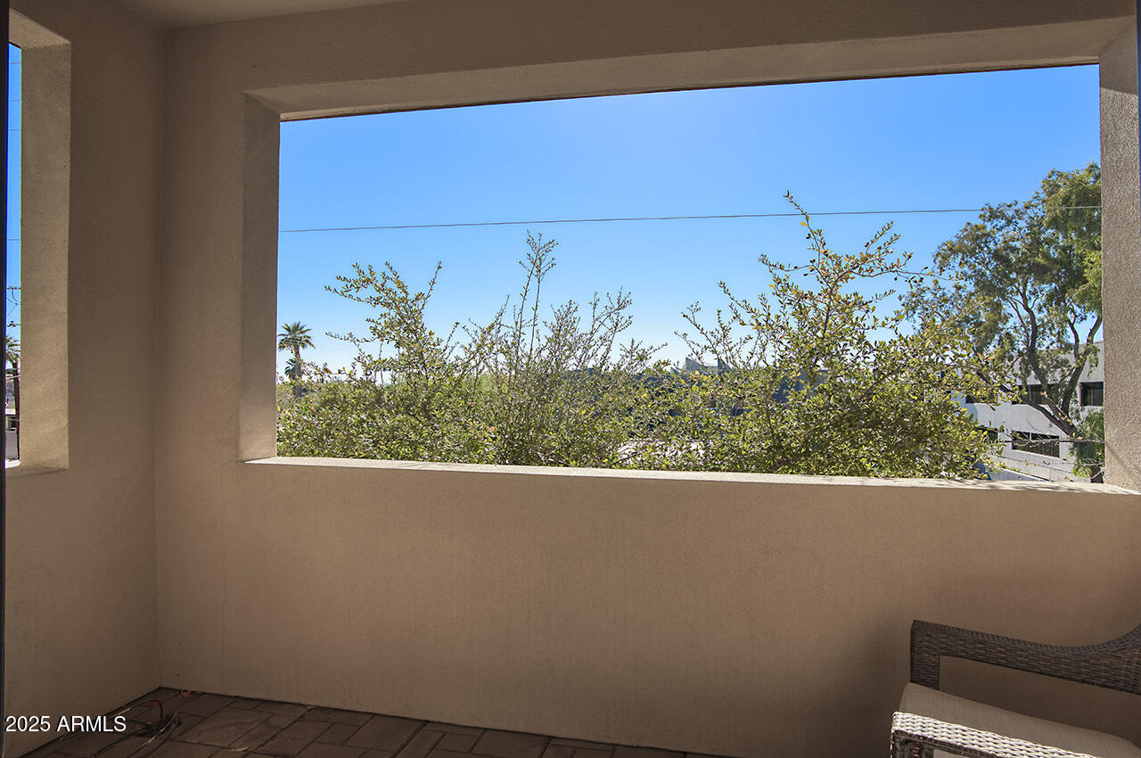 5010 North 34th Street, Unit 3 Phoenix, AZ 85018 - Photo 21 of 28 Upstairs balcony.