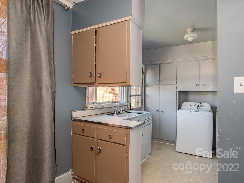 4227 Cheltenham Road, Unit C2 Charlotte, NC 28211 - Photo 8 of 14 Gallery Image 8