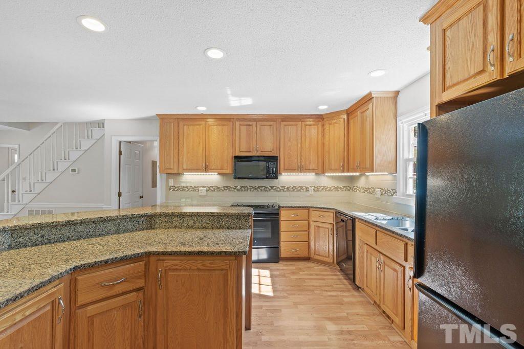 8333 Bells Lake Road Apex, NC 27539 - Photo 8 of 25 Gallery Image 8