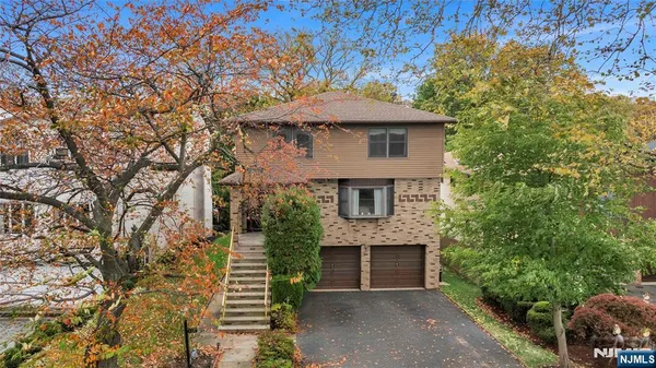 $1,479,000 | 468 Morse Avenue, Ridgefield, NJ 07657