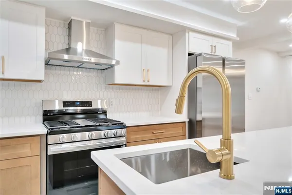 $1,479,000 | 468 Morse Avenue, Ridgefield, NJ 07657