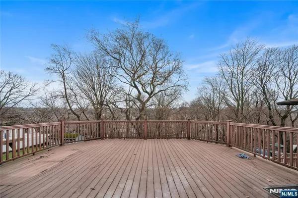 $1,479,000 | 468 Morse Avenue, Ridgefield, NJ 07657