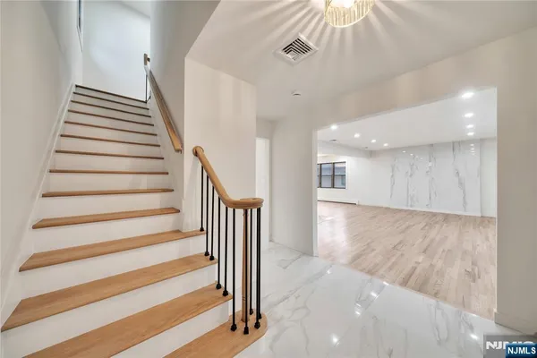 $1,479,000 | 468 Morse Avenue, Ridgefield, NJ 07657